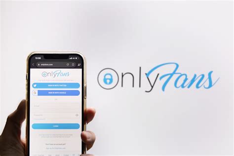 How to Use PayPal on OnlyFans (2024) 